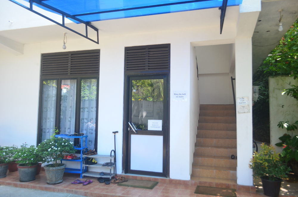 Holiday Inn Unawatuna Exterior foto